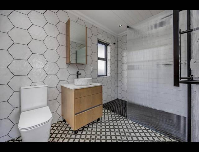 1 BEDROOM PROPERTY TO RENT IN CHARTWELL A.H.
